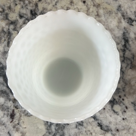 Vintage Fire King Hobnail Milk Glass Planter - Picture 4 of 5